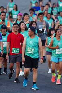 BIB: 122, 50228, 52621, 50126
                            <button type="button" onclick="openModal(10526052)" class="btn btn-primary btn-sm float-right btn-popup" data-toggle="modal" data-target=".modal-high-quality">
                        <i class="fas fa-shopping-cart"></i> Add to Cart
                    </button>
                                            <button type="button" onclick="isThisMe(10526052, true)" class="btn btn-success btn-sm float-right btn-popup btn-isme hidden" data-toggle="tooltip" data-placement="bottom" title="นี่คือรูปของคุณใช่ไหม คลิกที่นี่เพื่อเอาเข้าอัลบั้ม">
                        <i class="fas fa-plus"></i> Add to album
                    </button>
                    <button type="button" onclick="isThisMe(10526052, false)" class="btn btn-warning btn-sm float-right btn-popup btn-isnotme hidden">
                        <i class="fas fa-ban"></i> Remove from album
                    </button>